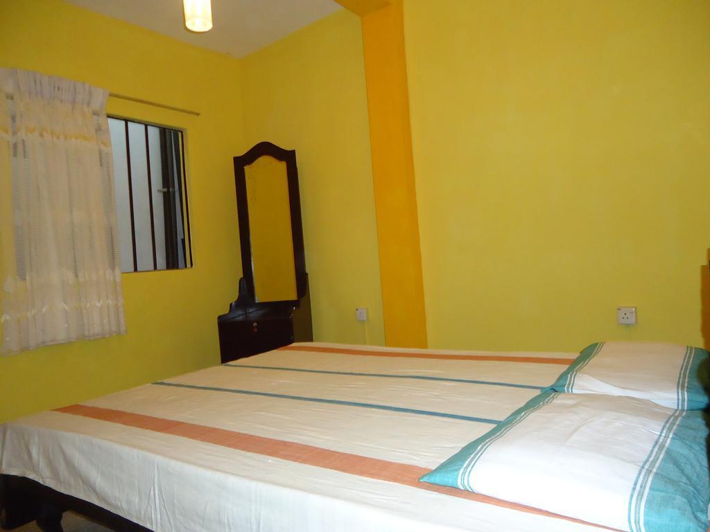 Candy Home Kandy Bagian luar foto