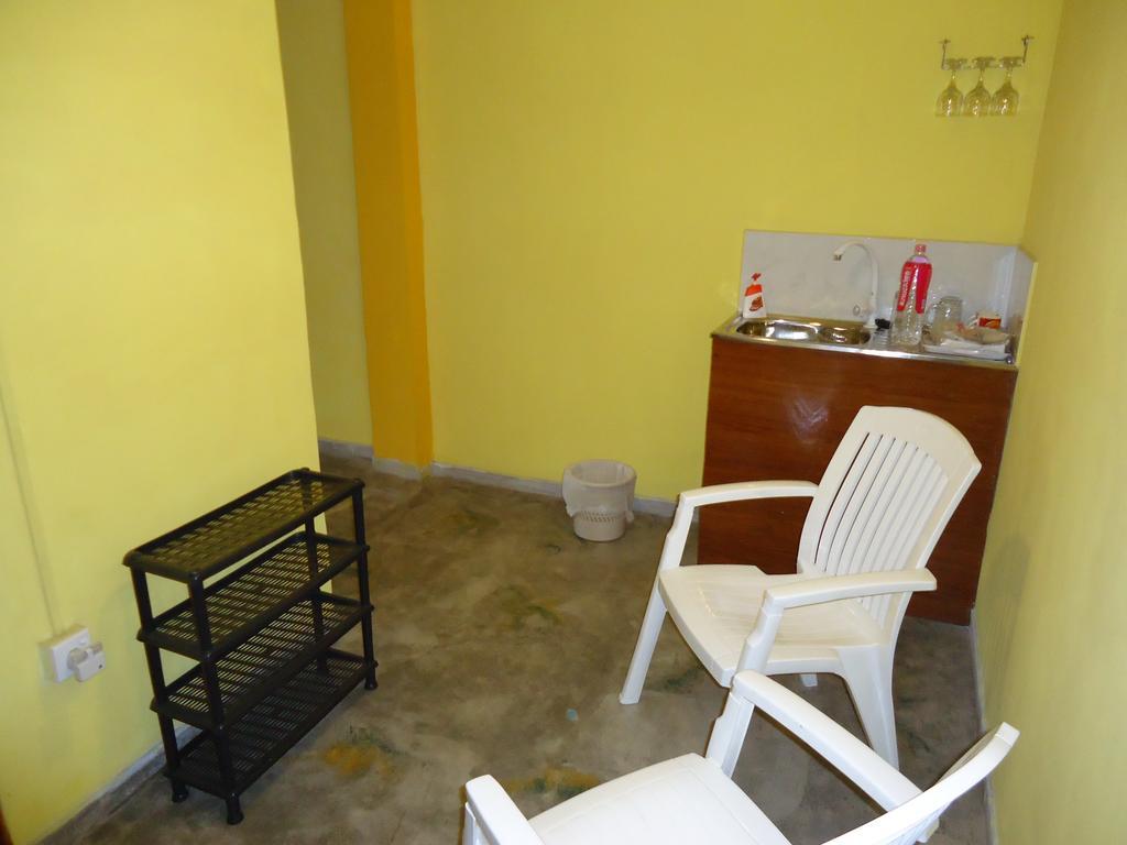 Candy Home Kandy Bagian luar foto